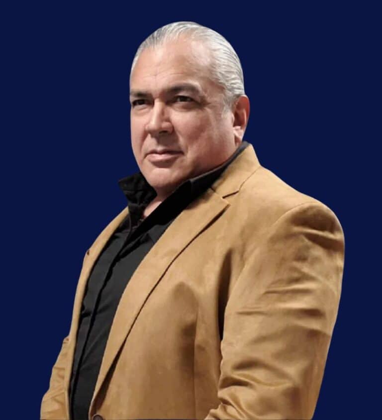 Steven “Doc” Blackstone in tan blazer, pioneer of needle-free acupuncture in Texas